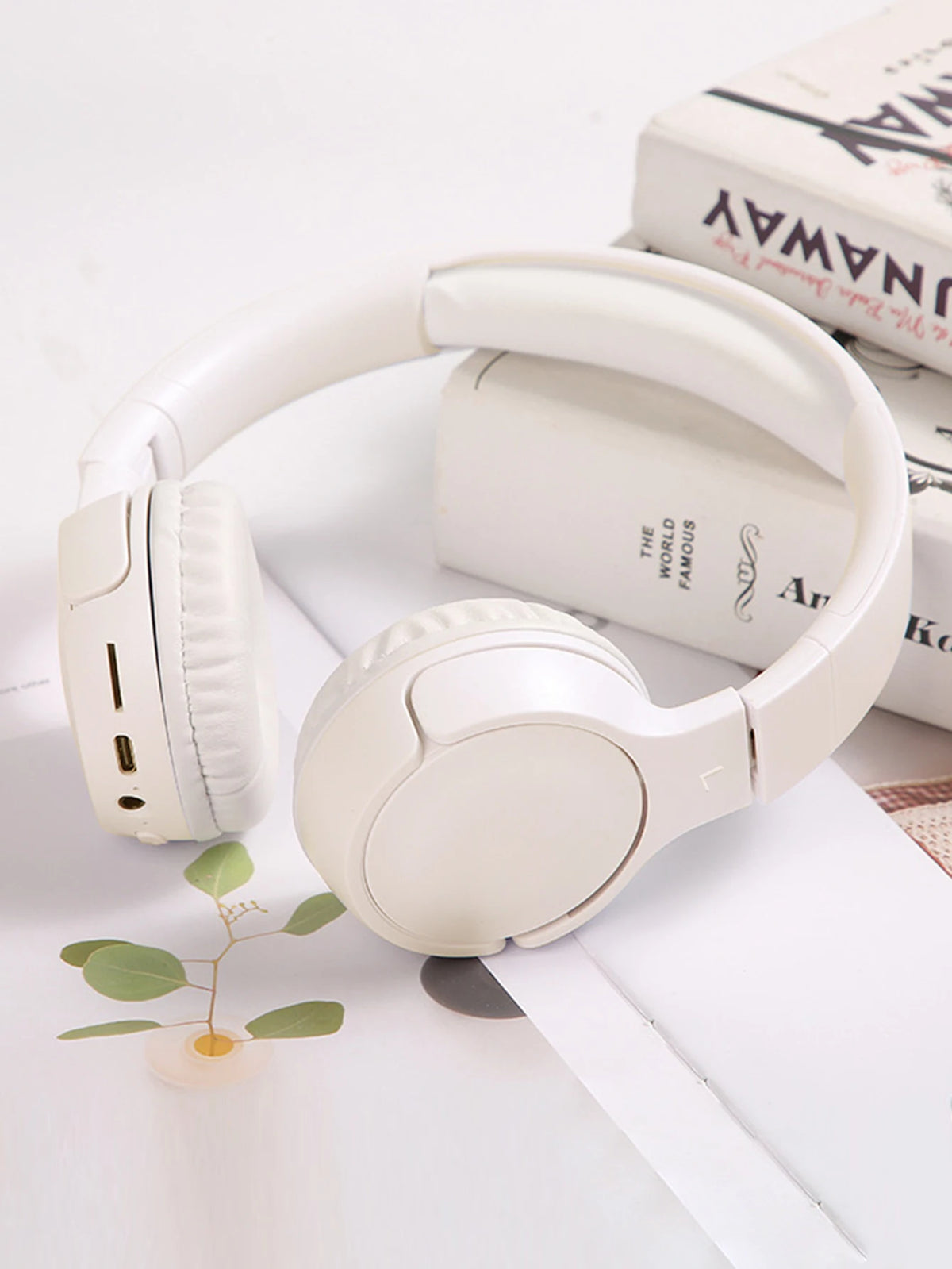 Wireless Over-Ear Headphones, Foldable Stereo, Jerry 5.3