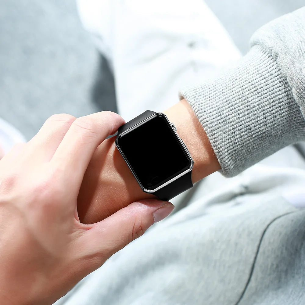 Simple Digital Watch 