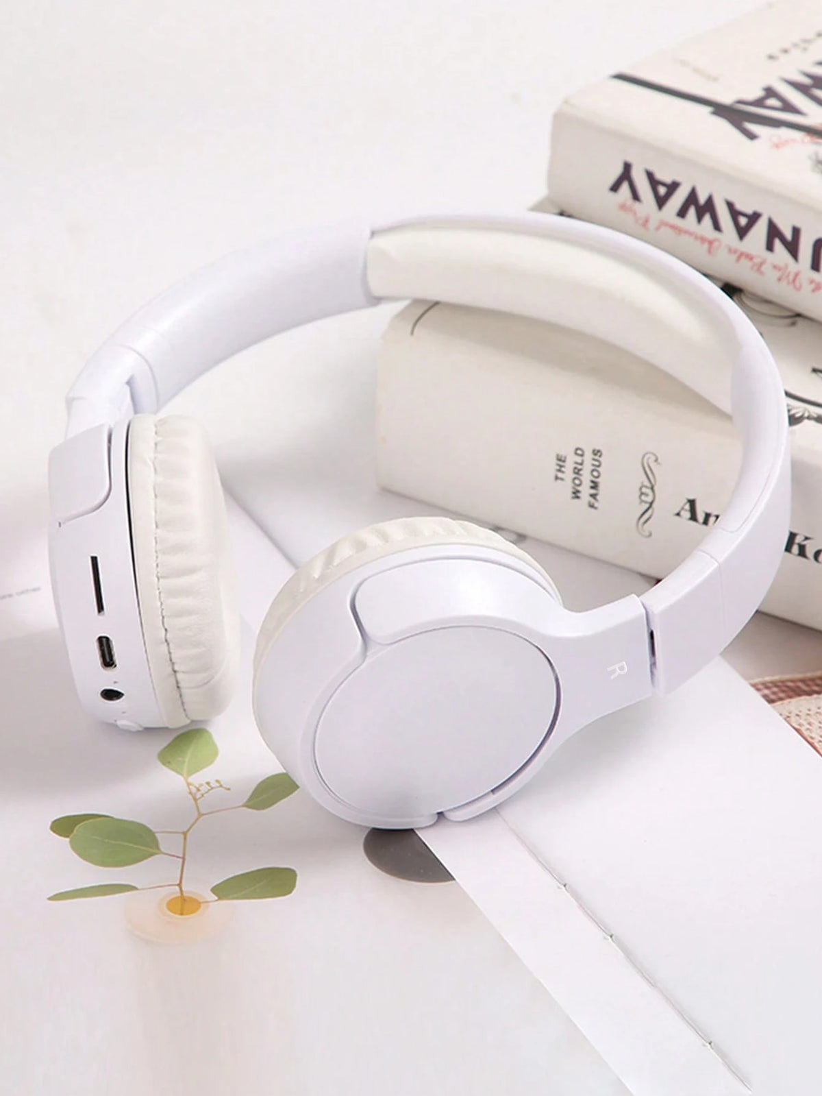 Wireless Over-Ear Headphones, Foldable Stereo, Jerry 5.3
